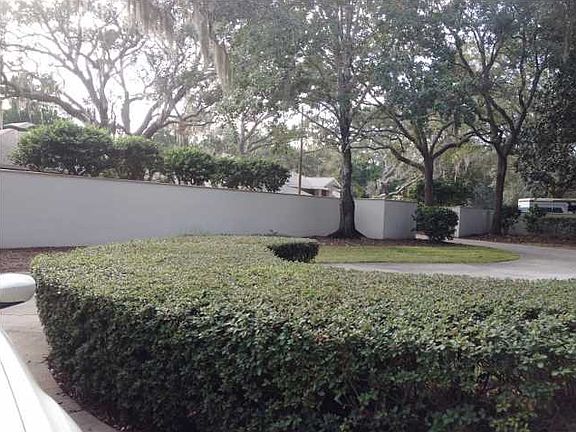 3rd image of 132 Troy Cir