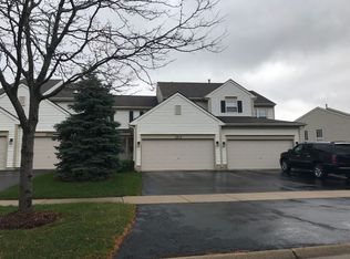 2912 Rutland Cir, Naperville, IL 60564