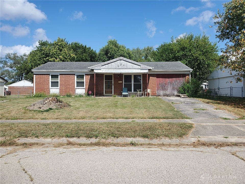 1st image of 824 Sheehan Ave