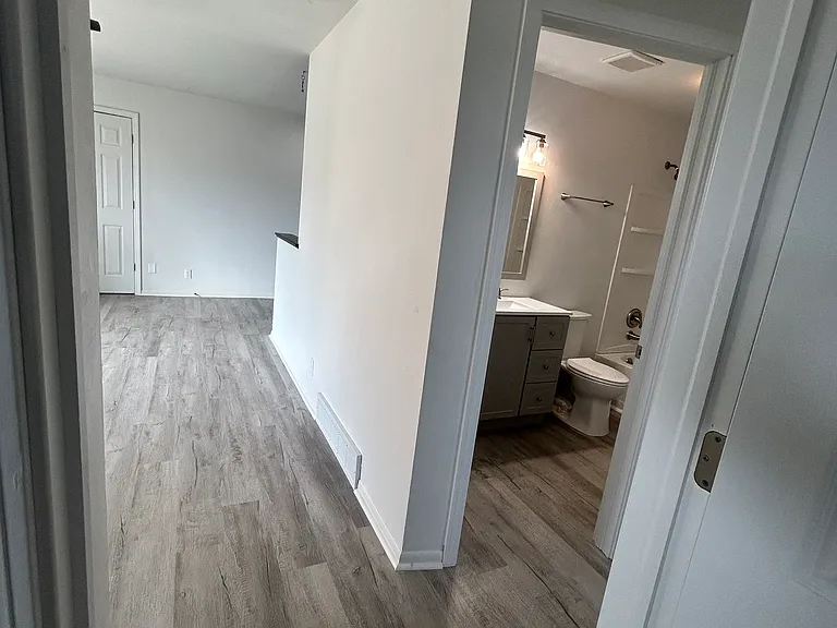 5821 Garrett Ln #2 — Photo 7