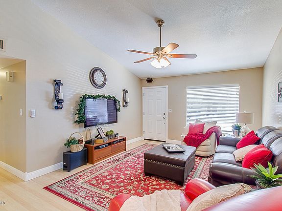 5th image of 1546 W Nopal Ave