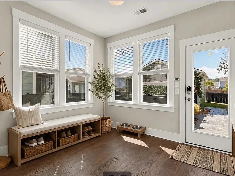 2081 Utsey St — Photo 34