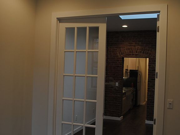 5th image of 1107 Rogers Ave #1