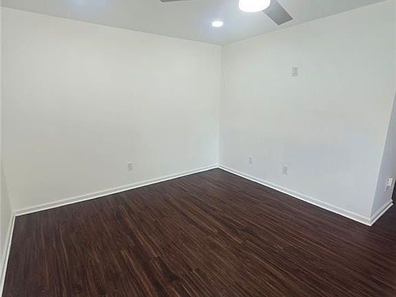2nd image of 3755 Mulkey Cir SW