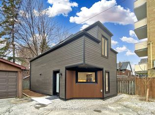 388 Jane St, Toronto, ON M6S3Z5