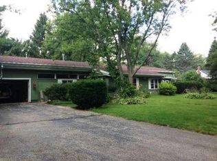 N2573 Sunset Park Dr, Lake Geneva, WI 53147