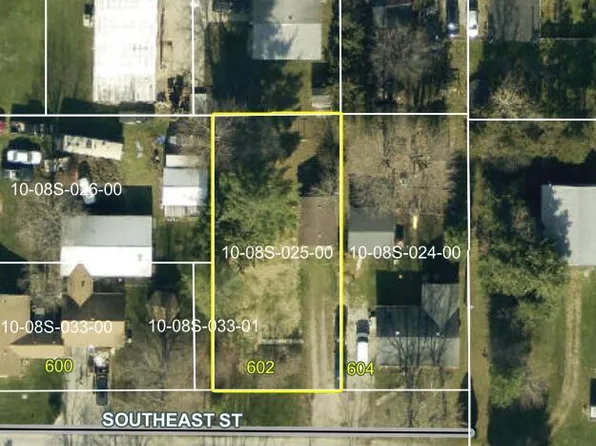 602 Southeast St, Oakwood, OH 45873