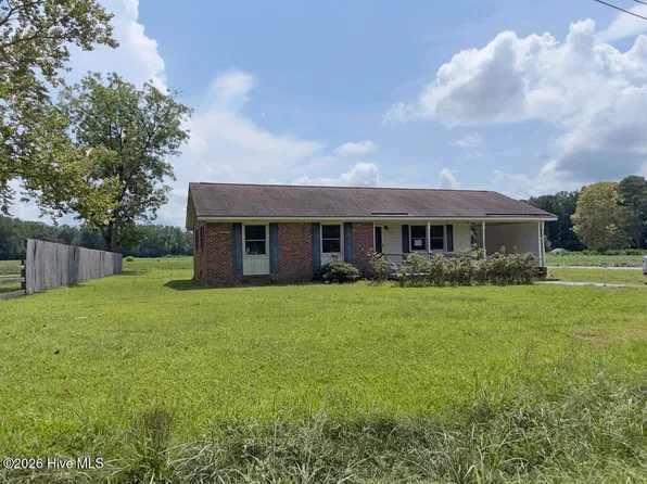 6879 W Wilson Street, Fountain, NC 27829