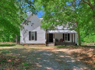 1265 Gills Point Rd, Tignall, GA 30668
