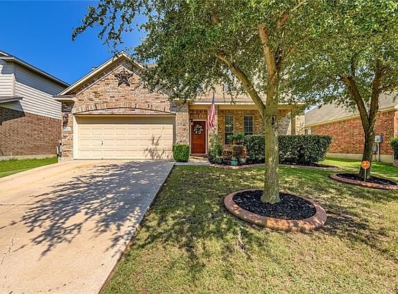 3rd image of 19113 Leigh Ln