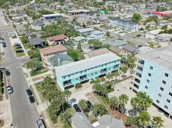 129 11th Ave N APT C, Jacksonville Beach, FL 32250