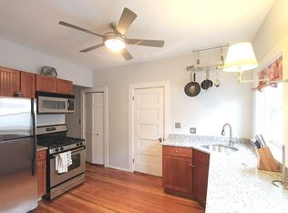 689 Washington St APT 3, Brookline, MA 02446