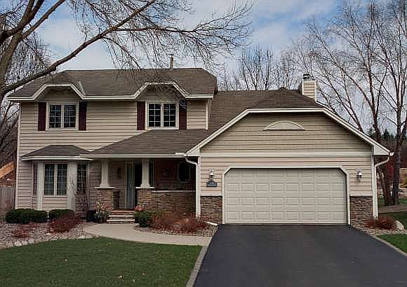 1st image of 1208 Rushmore Cres