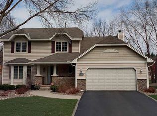 1208 Rushmore Cres, Burnsville, MN 55306