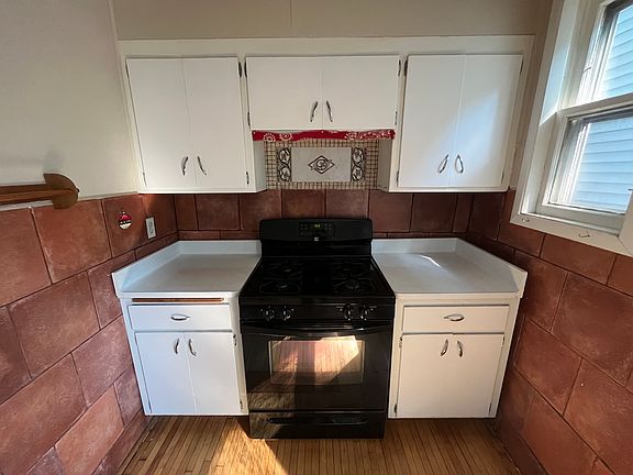 5th image of 3349 N Bartlett Ave #3349