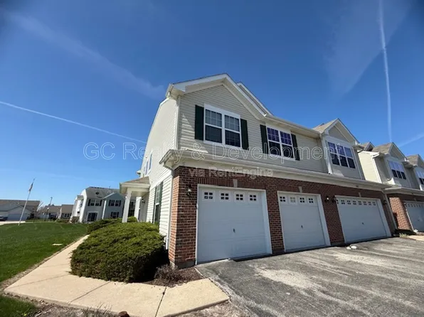 1024 Turin Dr, Hampshire, IL 60140