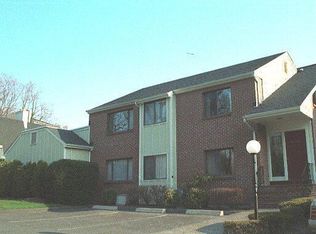 3 Hills Ln UNIT 3, Westport, CT 06880