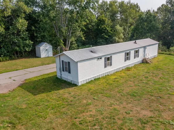 193 Elm Street, Newport, ME 04953