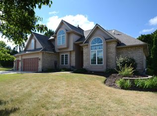 14105 Castlebar Trl, Woodstock, IL 60098