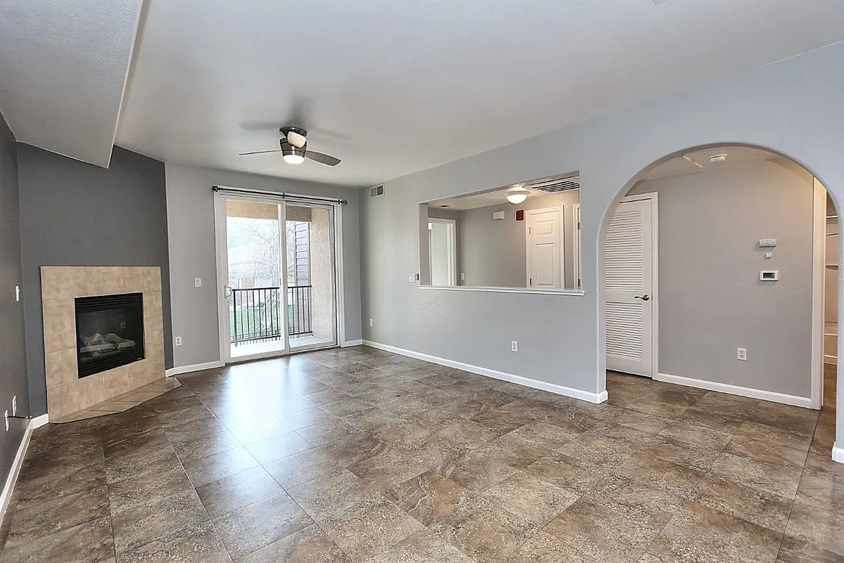 Building Photo - 12400 Fair Oaks Blvd #125