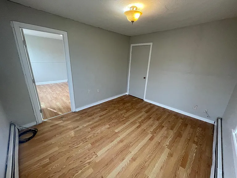 5 Forest Ave #7 — Photo 5