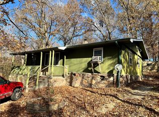 350 Madison St #1973, Huntsville, AR 72740