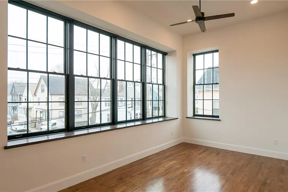15 Cranston Ave #30