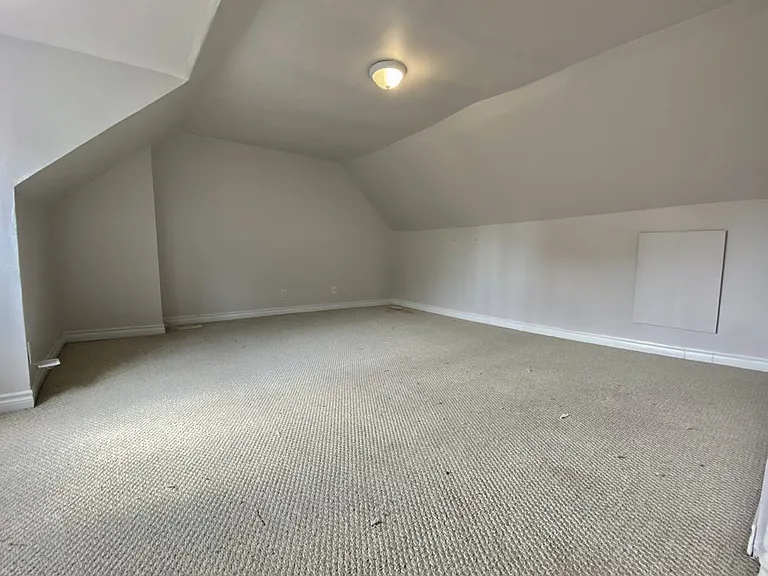 85 Arundel Ave — Photo 24