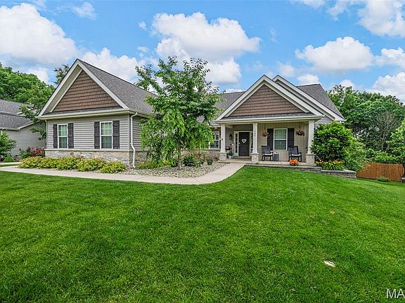 3rd image of 704 Wyndgate Estates Dr