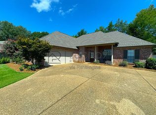 120 Marion Dr, Clinton, MS 39056