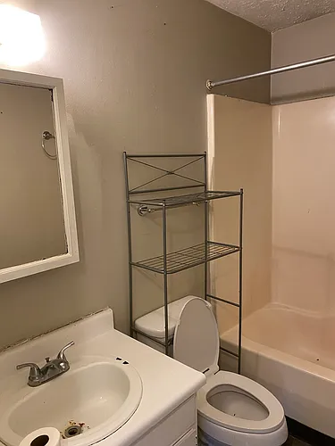 170 Valley Ct #5 Photo 1
