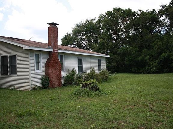2nd image of 512 Oak St
