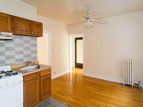 4th image of 4225 N Paulina St APT 3E