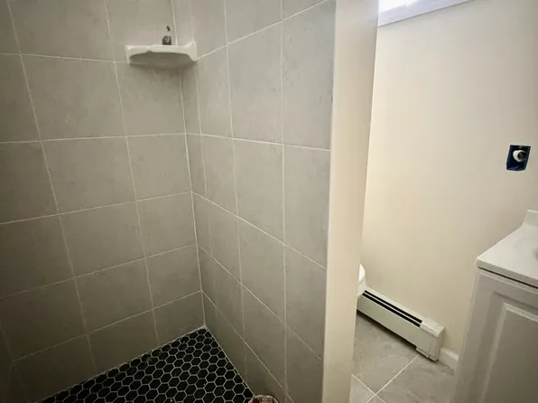 (undisclosed Address), Ronkonkoma, NY 11779