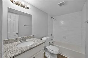 1 bed, 1.0 bath, 850 sqft, $985 — Photo 3
