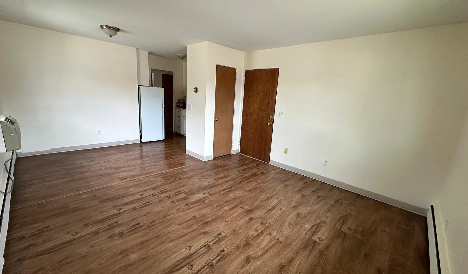 1 bed, $1,095 — Photo 2