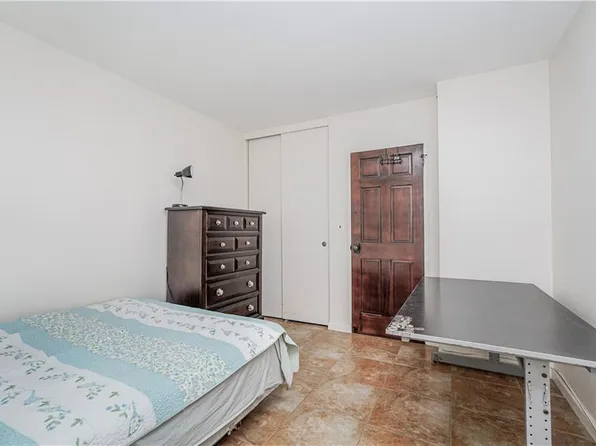 2928 West 5th Street image 13 of 20