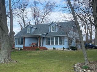 1020 N Edgewater St, Silver Lake, IN