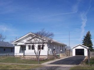 116 W Locust St, Chatsworth, IL 60921