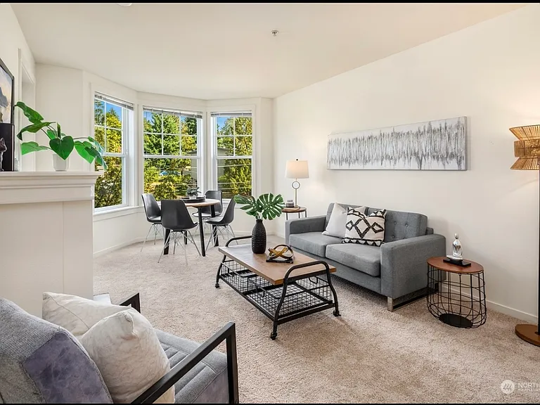 2901 NE Blakeley St #421 — Photo 6
