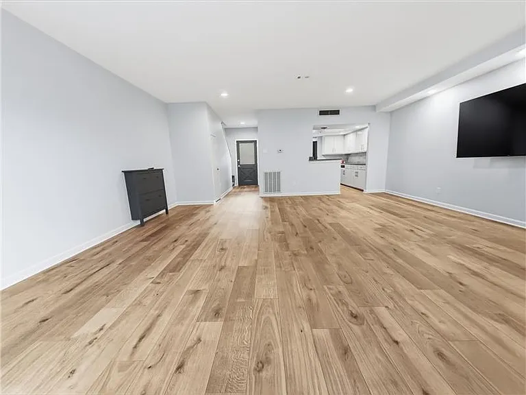 6009 E University Blvd #131 — Photo 2