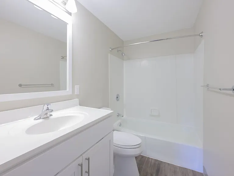 Princeton Green Apartments — Photo 8