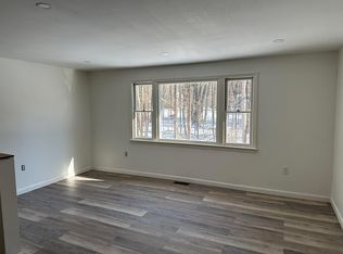 57B Griffin Rd, Hudson, NH 03051