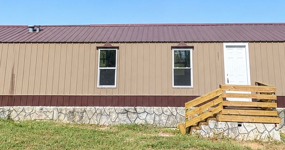 1st image of 383 Maranatha Rd