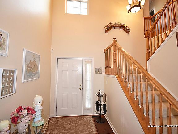 3rd image of 204 Trentt Dr #204