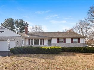 83 Davis Rd, East Hartford, CT 06118