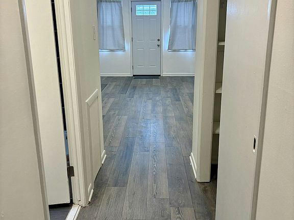 4th image of 2743 Cranston Rd #2