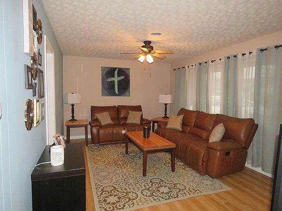 5th image of 2505 Edenhill Ave