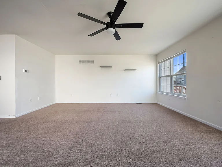 340 Tribbitt St — Photo 6