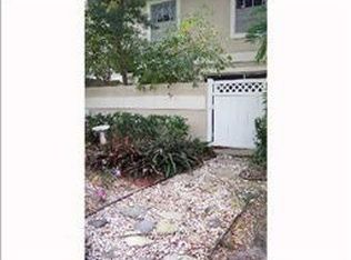 6341 Bentbranch Ct, Tampa, FL 33617